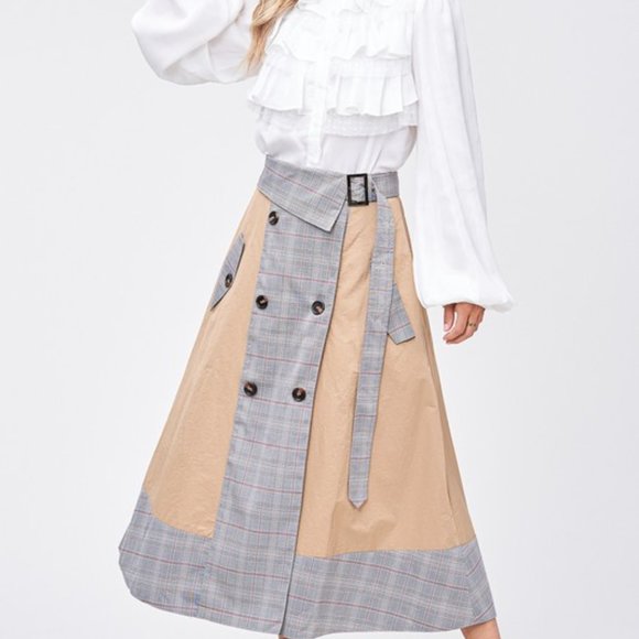 Belted Skirt - Picture 2 of 4